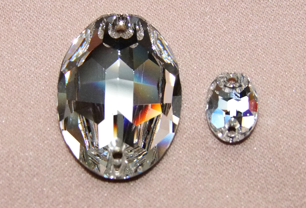 Swarovski Crystal Sample CGS014 (3210 Cosmic Sew-on Crystal)